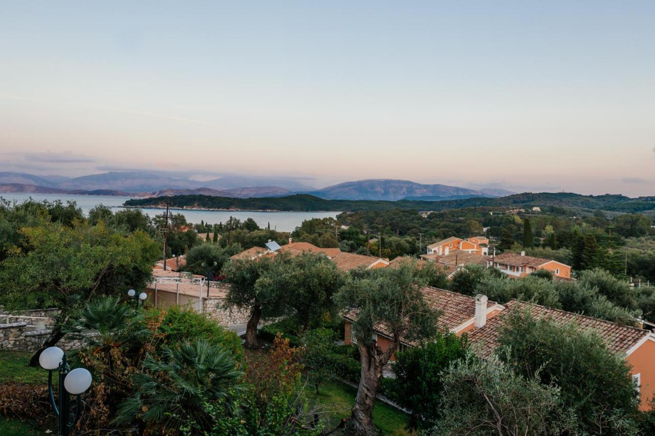 Memento Resort Kassiopi Luaran gambar